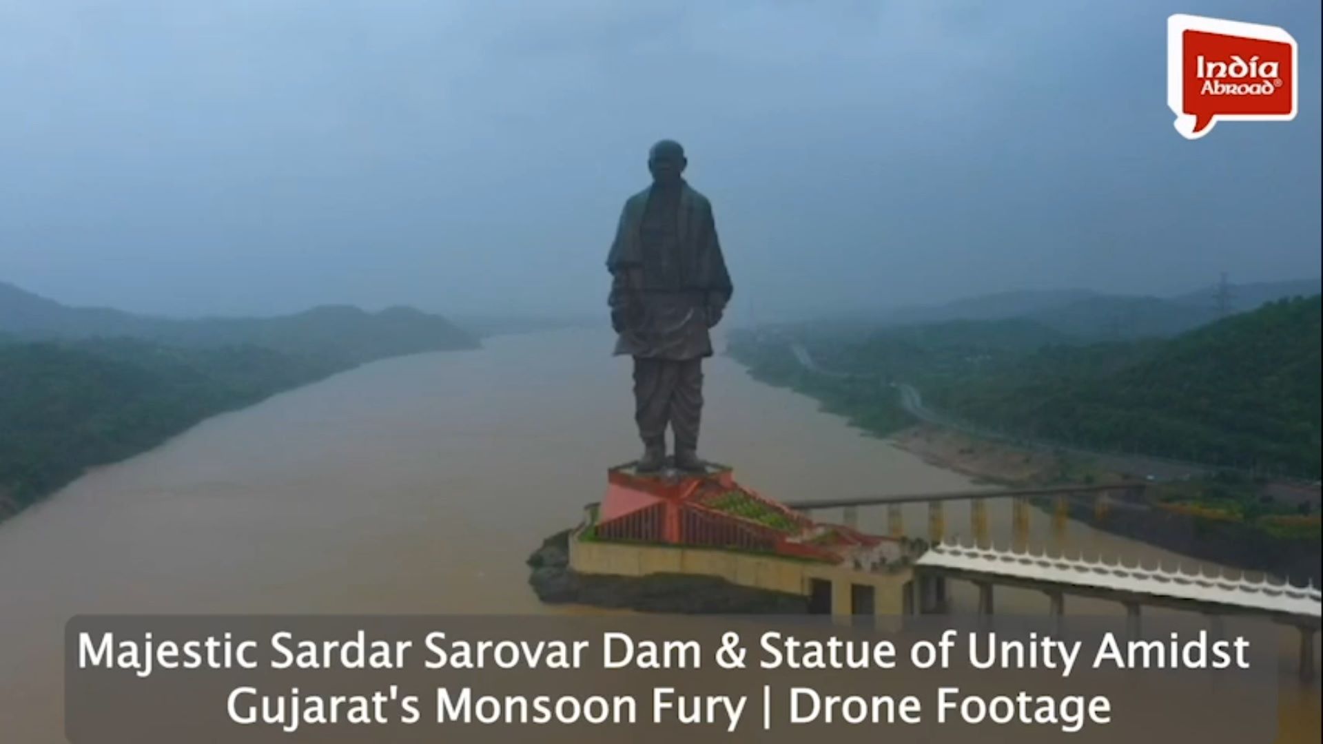 વરસાદી માહૌલ વચ્ચે સરદાર સરોવર ખાતેનો અદભુત નજારો જુઓ.