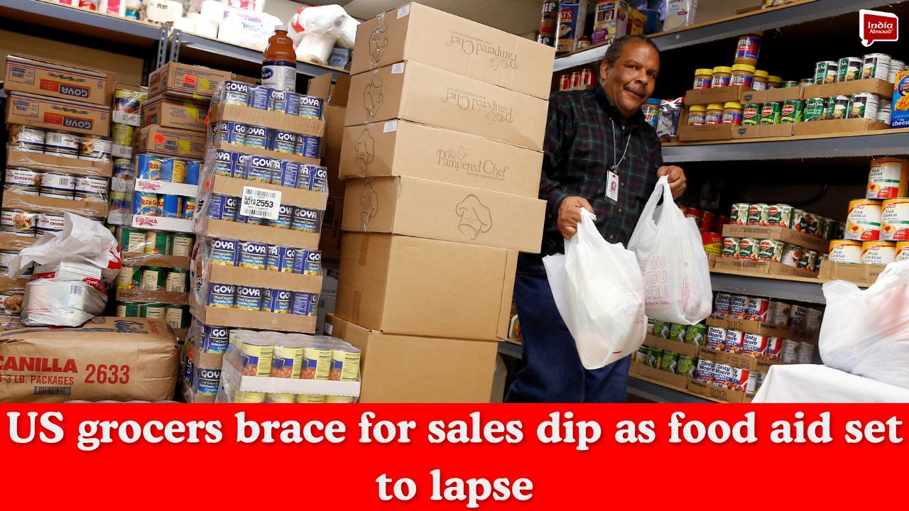 US grocers brace for sales dip as food aid set to lapseUS grocers brace for sales dip as food aid set to lapse