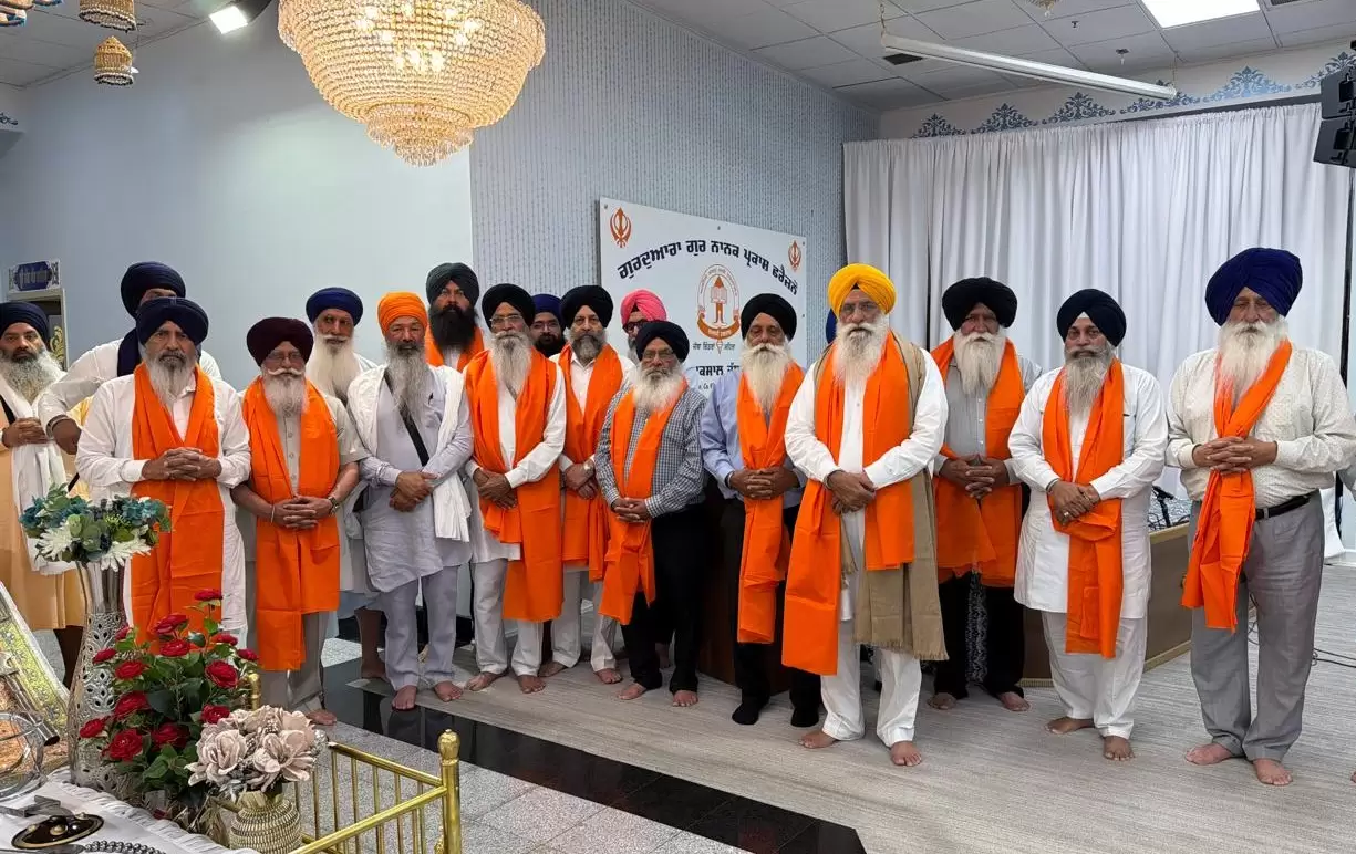  ਵੱਖ-ਵੱਖ ਗੁਰਦੁਆਰਾ ਸਾਹਿਬਾਨ ਦੇ ਪ੍ਰਬੰਧਕਾਂ ਨਾਲ ਐਡਵੋਕੇਟ ਹਰਜਿੰਦਰ ਸਿੰਘ ਧਾਮੀ 
