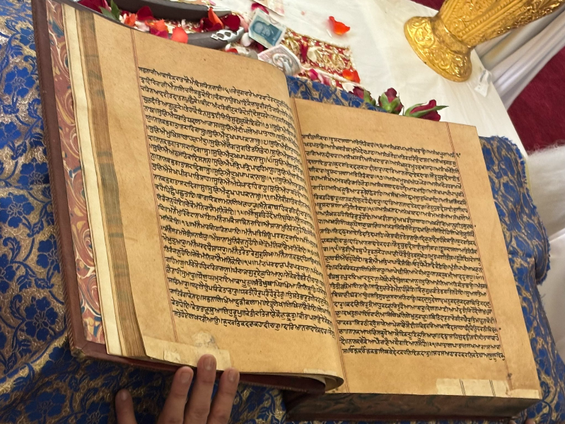  भारत और स्कॉटलैंड के विश्वविद्यालय गुरु ग्रंथ साहिब की 300 साल पुरानी पांडुलिपि के दर्शन की सुविधा देने पर चर्चा कर रहे हैं। 