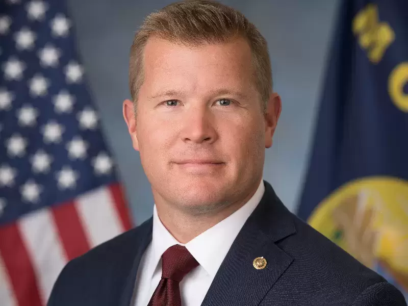  ਸੈਨੇਟਰ ਟਿਮ ਸ਼ੀਹੀ (ਰਿਪਬਲਿਕਨ-ਮੋਂਟਾਨਾ) 