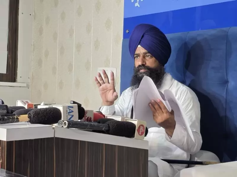  ਜਥੇਦਾਰ ਸਿੰਘ ਸਾਹਿਬ ਗਿਆਨੀ ਕੁਲਦੀਪ ਸਿੰਘ ਗੜਗੱਜ 